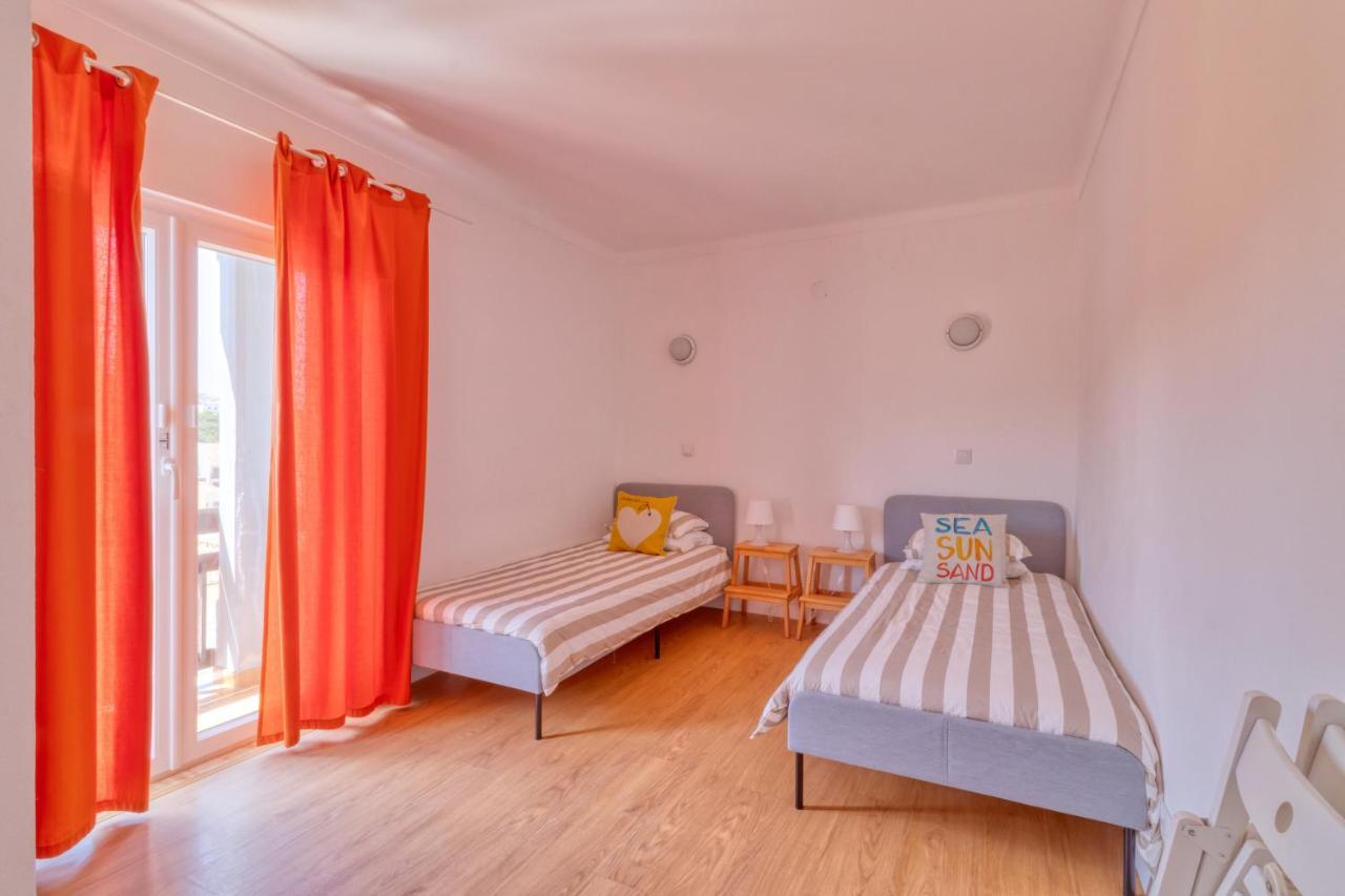 Homemoel Local Accomodation Al Sao Pedro De Moel Bagian luar foto